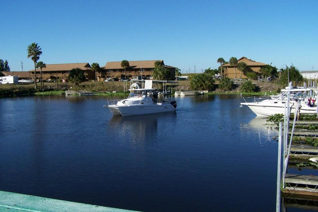 Roland Martin Marina/Resort Clewiston Kültér fotó